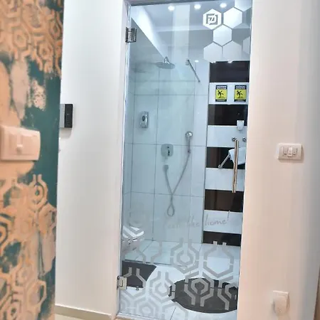 Design Premium Lux 4 Star 