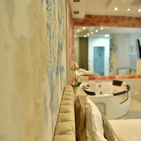 Design Premium Lux 4 Star 