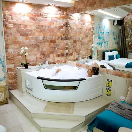 Design Premium Lux: Dubai-inspired Wellness Retreat Apartment Cuprija