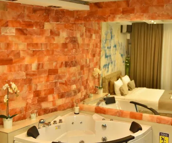 Design Premium Lux 4 Star 