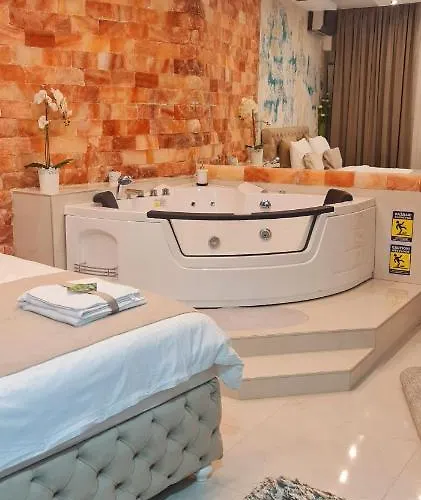 Design Premium Lux 4 Star 