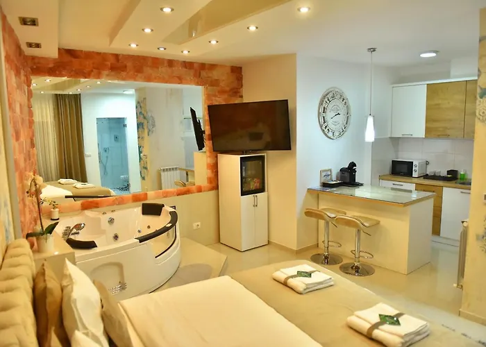 Design Premium Lux 4 Star 