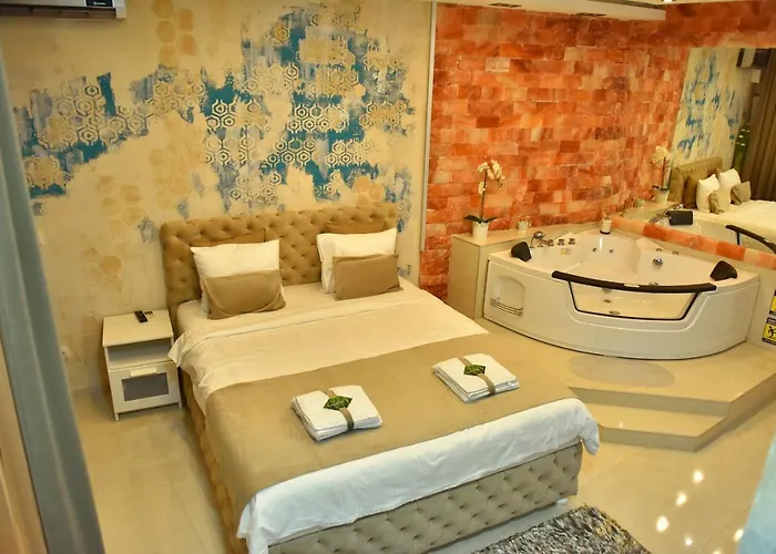 Design Premium Lux 4 Star 