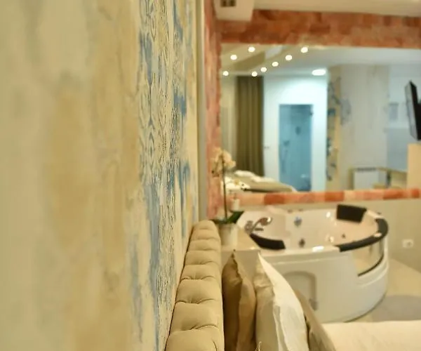 Design Premium Lux 4 Star 